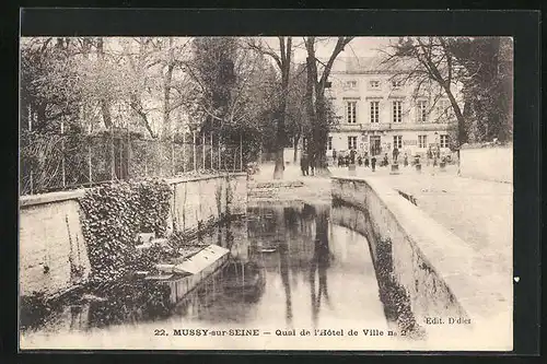 AK Mussy-sur-Seine, Quai de l`Hôtel de Ville