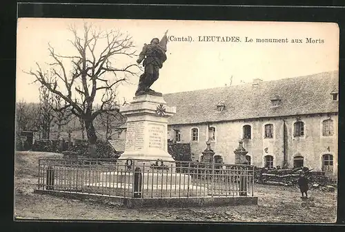 AK Lieutades, Le monument aux Morts