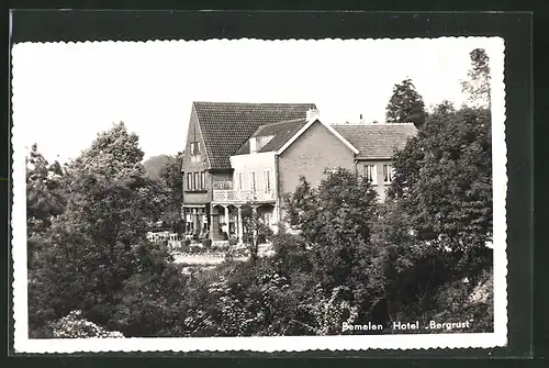 AK Bemelen, Hotel Bergrust