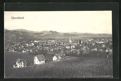 AK Oberkirch / Baden, Blick von der Bergwiese auf den Ort