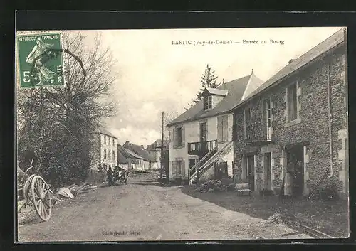 AK Lastic. Entrée du Bourg