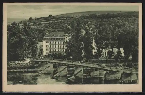 AK Piestany, Grand Hotel Royal, Aussicht vom Hotel auf die Badeinsel