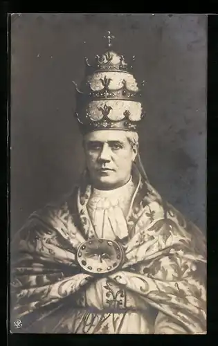 AK Papst Pius X. mit Krone