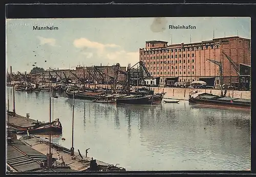 AK Mannheim, Schiffe am Rheinhafen