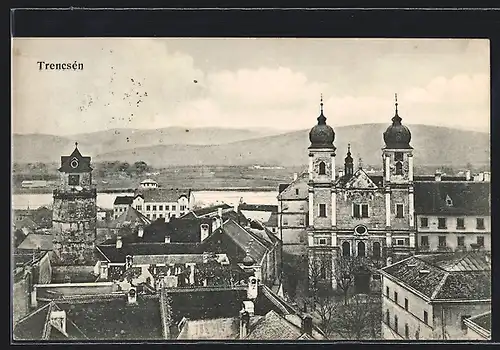 AK Trencín, Ortsansicht mit Kirche