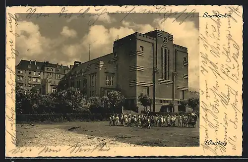 AK Saarbrücken, Wartburg mit Kindern