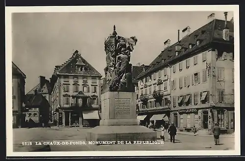 AK La Chaux-de-Fonds, Monument de la Republique