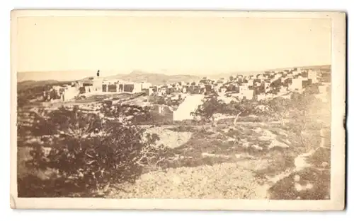 Fotografie unbekannter Fotograf, Ansicht Bethlehem, Ortspartie mit Kirche