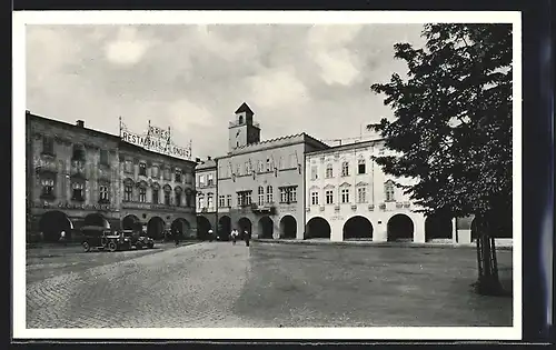 AK Neu Titschein, Hauptplatz und Neues Rathaus