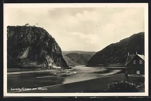 AK Loreleyfelsen am Rhein, Dampfer auf dem Fluss