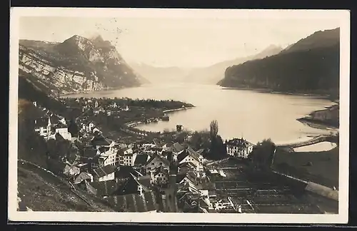 AK Weesen, Ortsansicht gegen Walensee