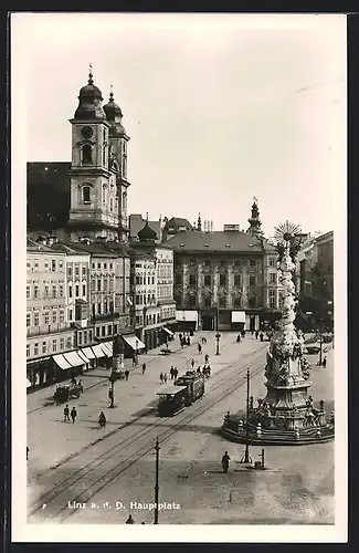 AK Linz a. d. D., Strassenbahn auf dem Platz, Dom und Pestsäule