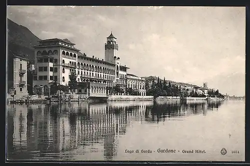 AK Gardone, Blick auf das Grand Hotel