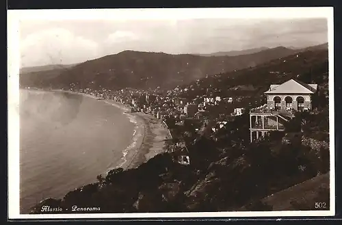 AK Alassio, Küstenpanorama mit Bergvilla