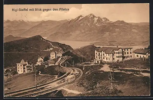 AK Rigi-Staffel, Bergbahn und Blick zum Pilatus