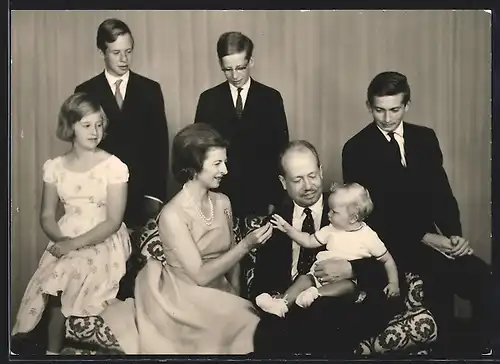 AK Die fürstliche Familie von Liechtenstein