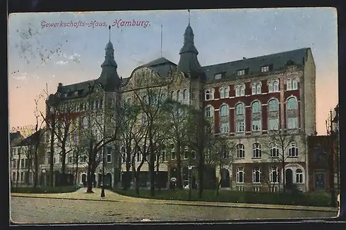 AK Hamburg-St.Georg, Gewerkschaftshaus mit Strassenpartie