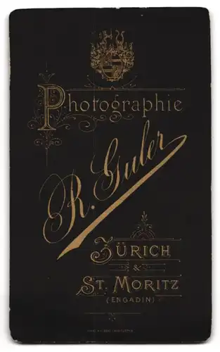 Fotografie R. Guler, Zürich, Junge Dame in zeitgenössischer Kleidung