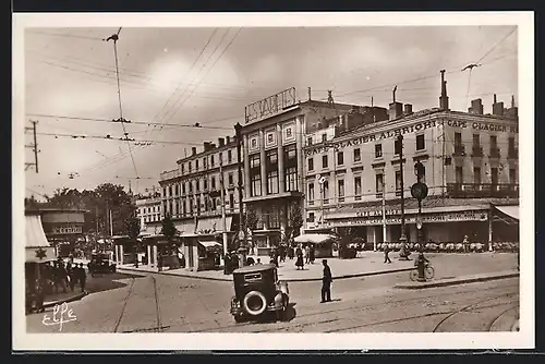 AK Toulouse, Avenue et Carrefour Jean Jaurès, Théatre des Variétés