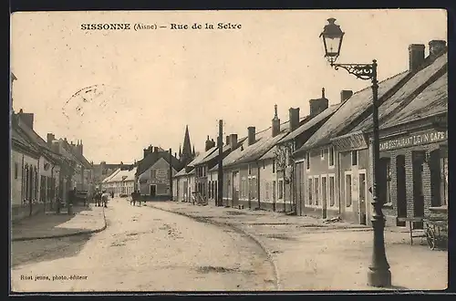 AK Sissonne, Rue de la Selve, Strassenpartie