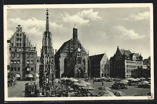 AK Nürnberg, Schöner Brunnen mit Frauenkirche und Marktbetrieb