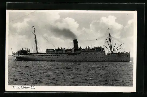 AK M. S. Columbia auf dem Wasser