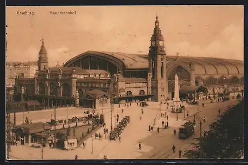 AK Hamburg-St.Georg, Belebter Hauptbahnhof mit Strassenbahn