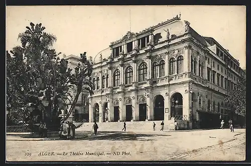 AK Alger, le théâtre municipal, quelques passants