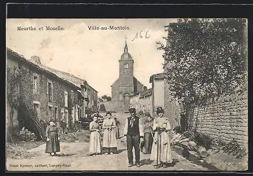 AK Ville-au-Montois, Strassenpartie mit Kirche