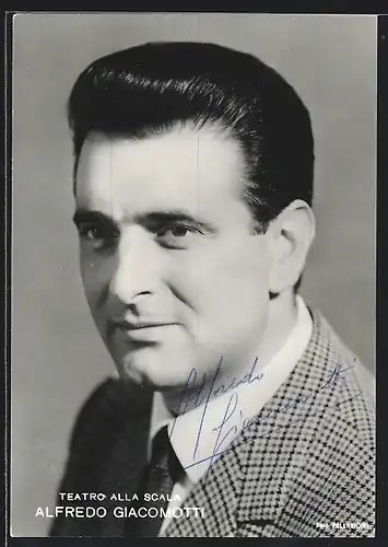 AK Opernsänger Alfredo Giacomotti im karierten Anzug mit Krawatte, mit original Autograph