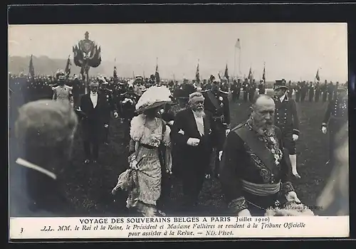 AK Roi et la Reine, le Président et Madame Fallières se rendent à la Tribune Officielle pour assisler à la Revue