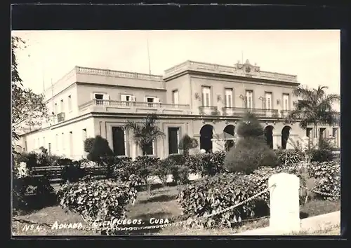 AK Cienfuegos, Gebäudeansicht