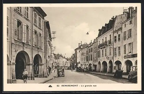 AK Remiremont, La grande rue, Strassenpartie