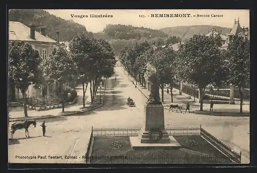 AK Remiremont, Avenue Carnot mit Denkmal, Kuh, Pferdegespann