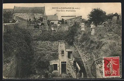 AK Doué-la-Fontaine, Une Cave d`habitation