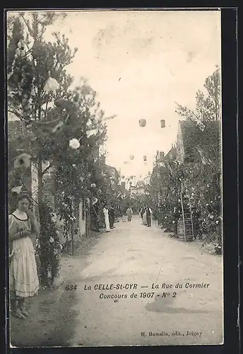 AK La Celle-St-Cyr, Concours de 1907, La Rue du Cormier