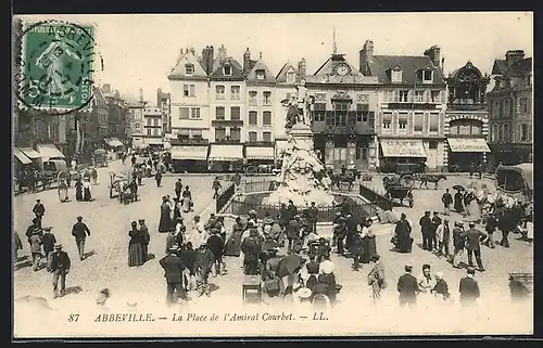 AK Abbeville, La Place de l`Amiral Courbet