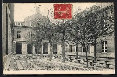 AK Clermont, Maison Centrale, Preau N°1, Entree de la Chapelle