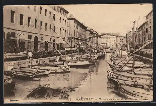 AK Marseille, Un coin du Canal de la Douane