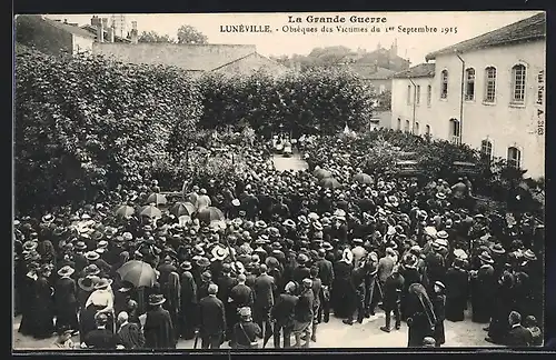 AK Lunéville, La Grande Guerre, Obseques des Victimes