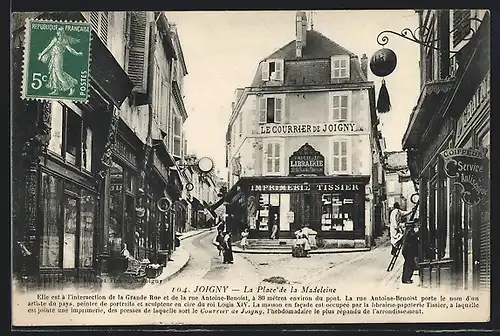 AK Joigny, La Place de la Madeleine