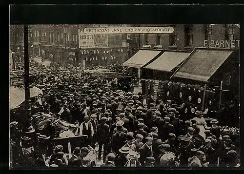 AK London, Petticoat Lane Looking to Aldgate