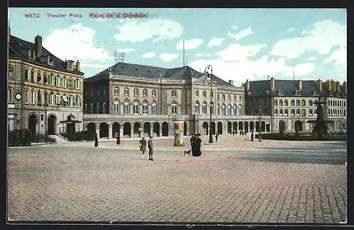 AK Metz, Theater-Platz mit Brunnen