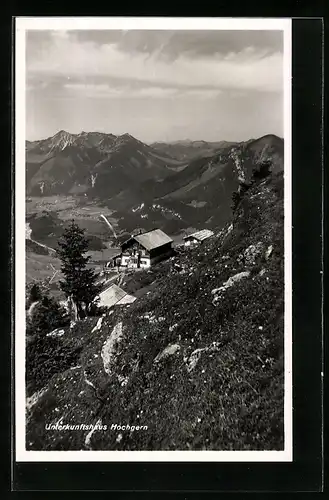 AK Unterkunftshaus Hochgern, Berghütte mit Panorama