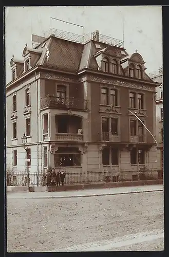 AK Zürich, Strassenpartie mit Wohnhaus