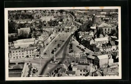 AK Banbury, Strassenpartie mit Denkmal