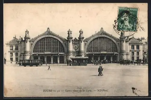 AK Tours, La Gare, Strassenbahn und Kutschen am Bahnhof