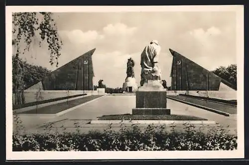 AK Berlin-Treptow, Ehrenmal der Sowj.-Armee