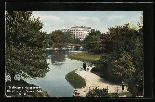 AK Dublin, Shelbourne Hotel from St. Stepehens Green Park