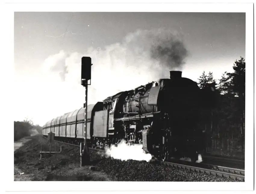 Fotografie Deutsche Bahn, Güterzug mit Dampflok Nr. 043 315-1, Eisenbahn